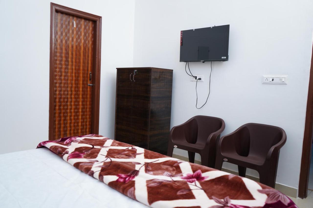 Roop Niwas Bed & Breakfast Amritsar Dış mekan fotoğraf