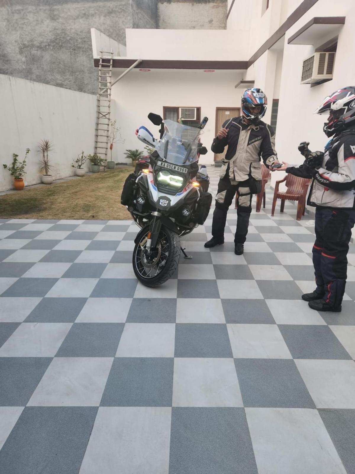 Roop Niwas Bed & Breakfast Amritsar Dış mekan fotoğraf